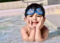 age enfant nager